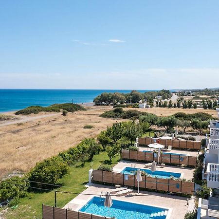 Rita Mare Seafront Villas Heated Pools Gennadi Exteriér fotografie