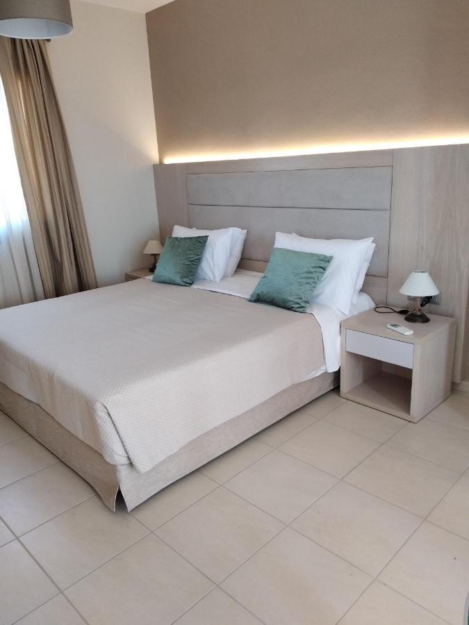 Rita Mare Seafront Villas Heated Pools Gennadi Exteriér fotografie