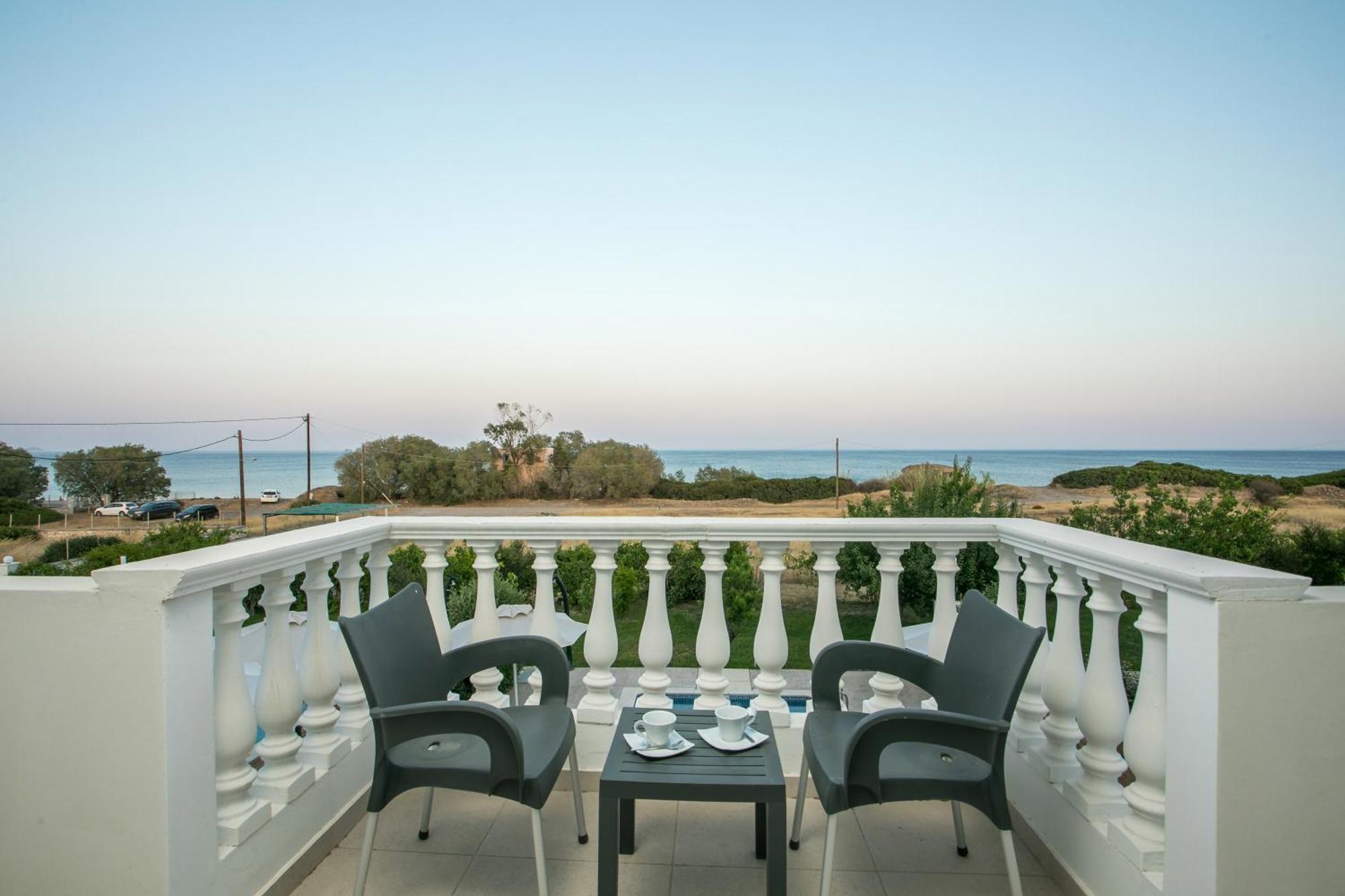 Rita Mare Seafront Villas Heated Pools Gennadi Exteriér fotografie
